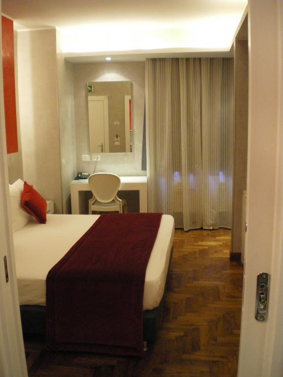 Gente Di Notte Hotel ฟรัสกาตี ภายนอก รูปภาพ